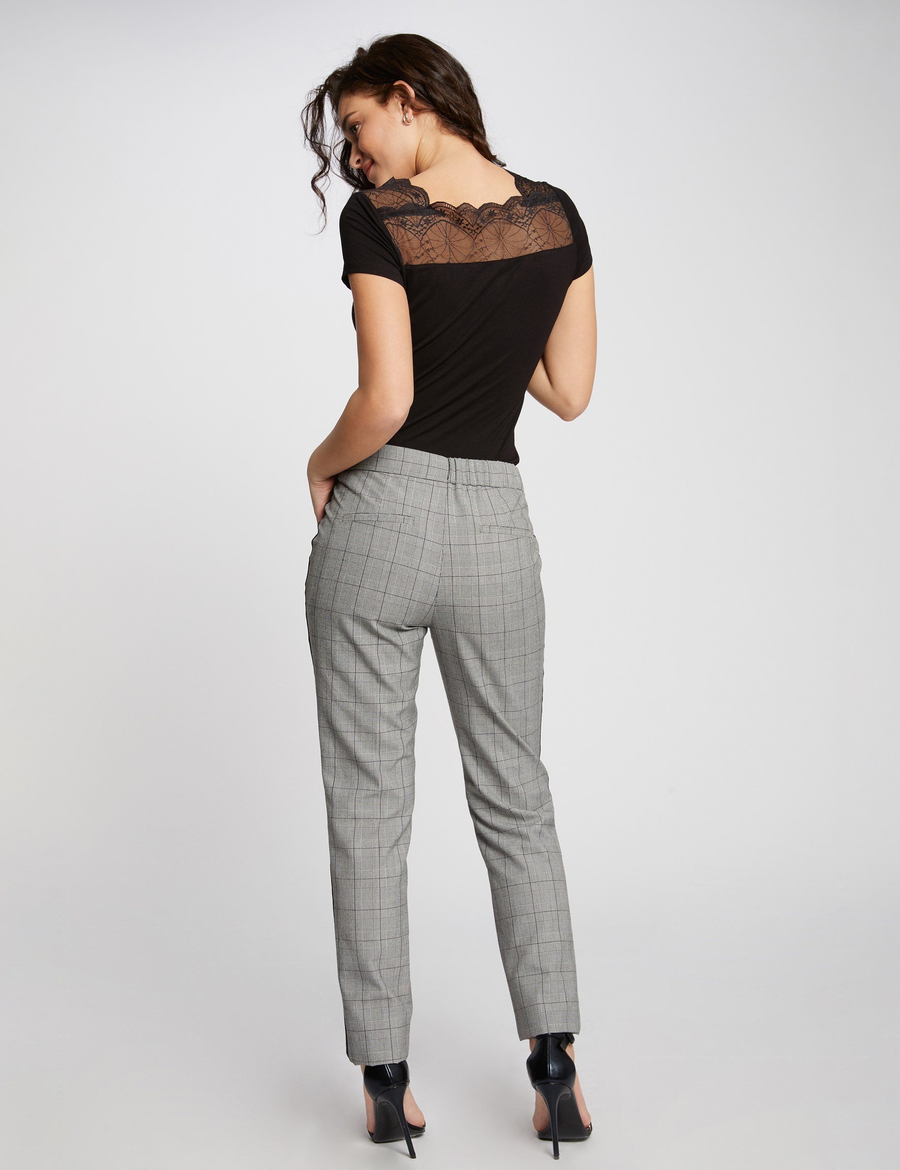 Fitted t-shirt with lace insert black women