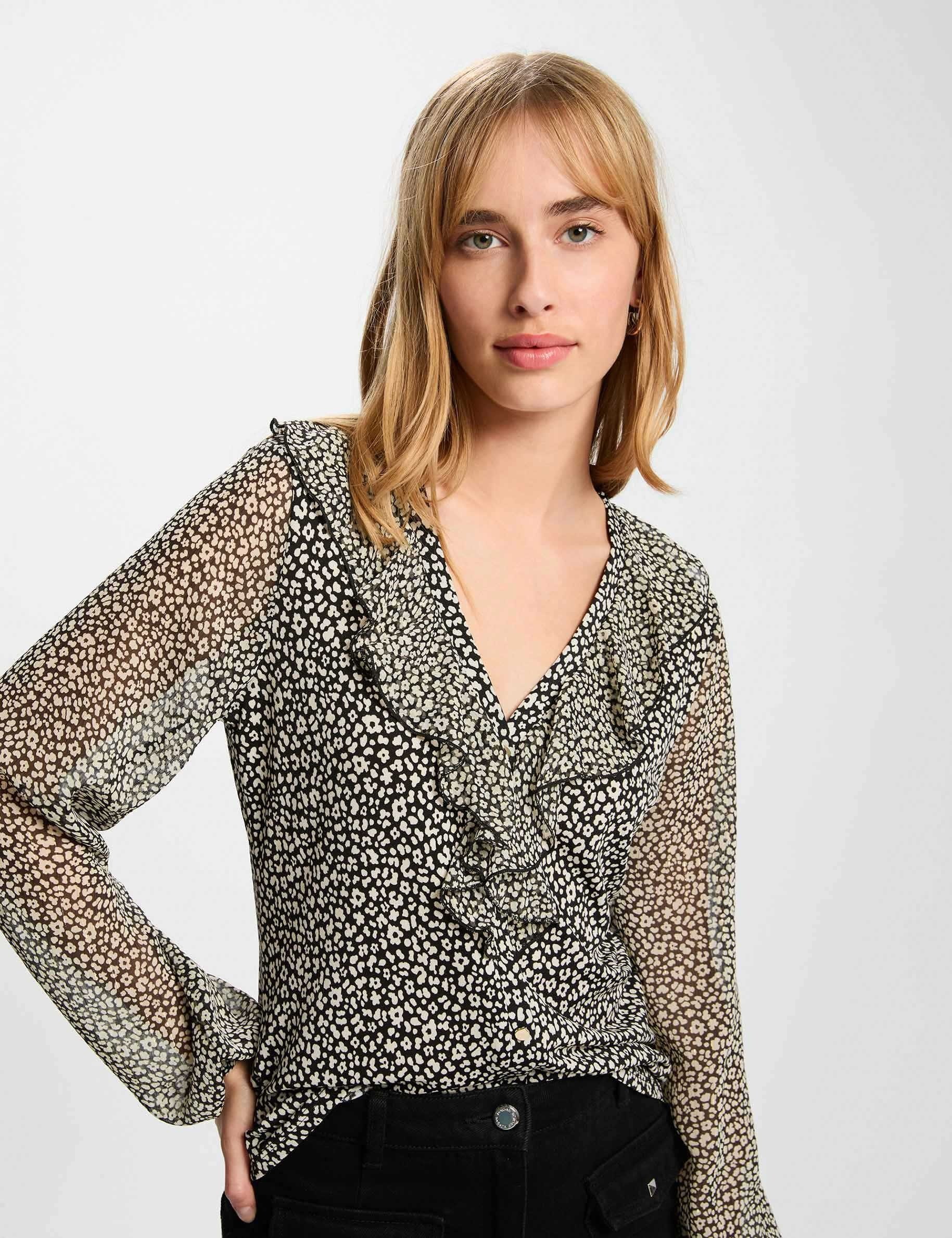 V-neck long-sleeve top black women