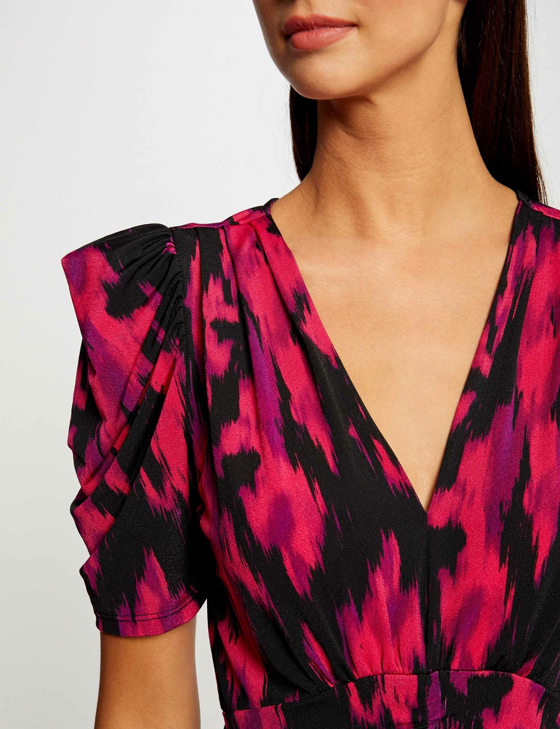 short sleeved t shirt abstract print multicolored women Short-sleeved t-shirt abstract print multicolored women