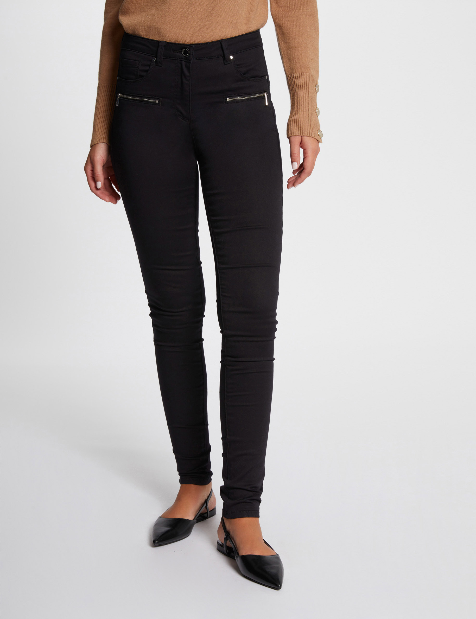 slim jeans zipped details black women Slim jeans zipped details black women