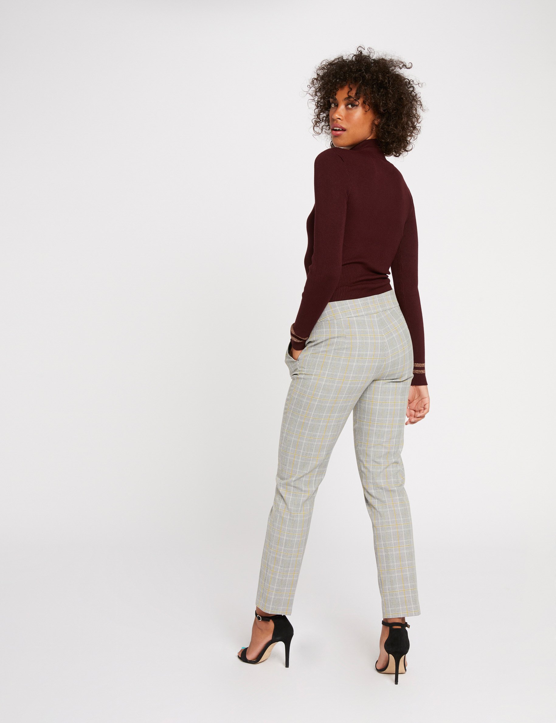 long sleeved jumper buttons and edging wine red women Long-sleeved jumper buttons and edging wine red women