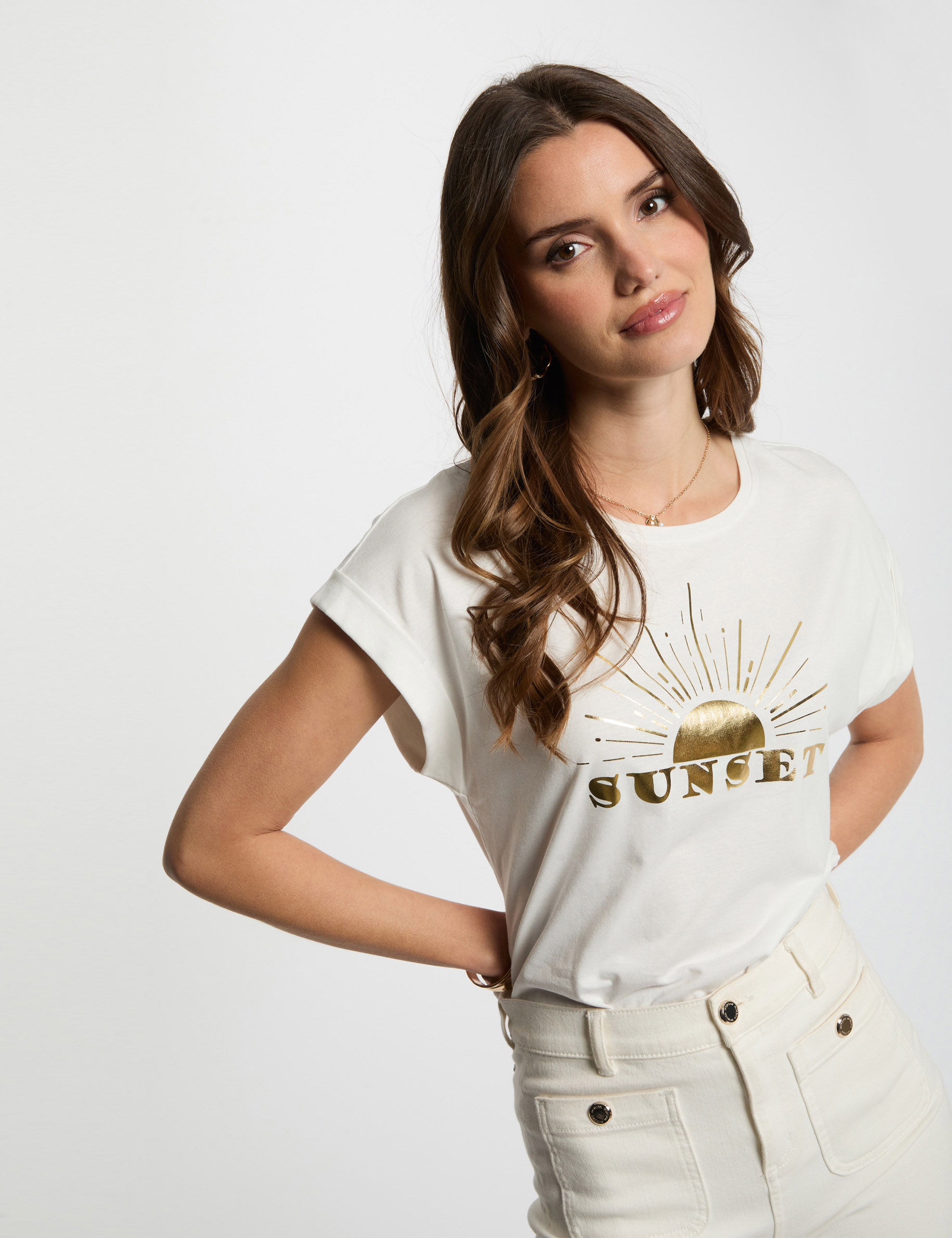 t shirt with message white women T-shirt with message white women