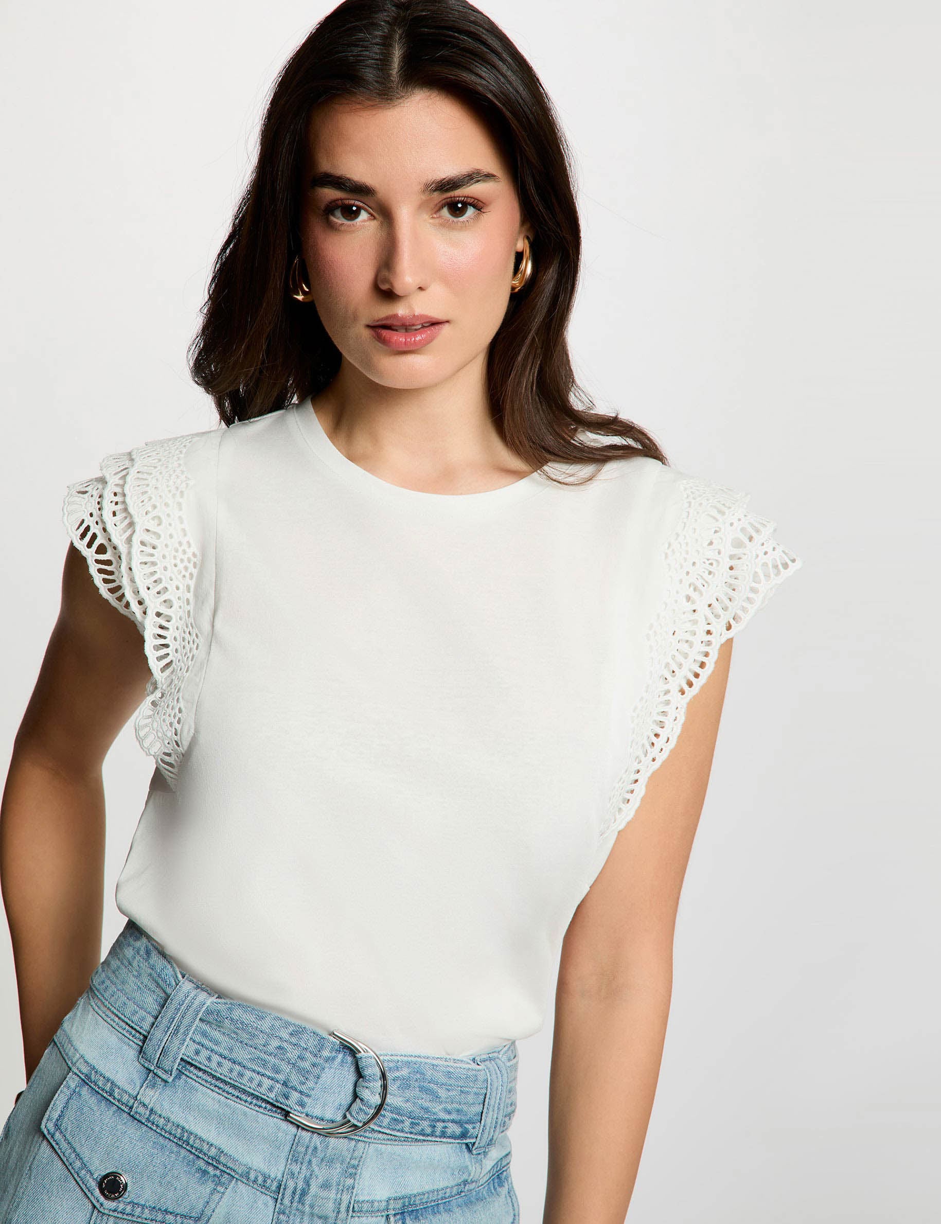 T-shirt with lace sleeves white women